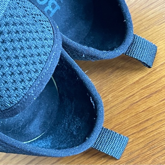 Born Newbury Slip-On Sneaker Black Size 10 - Picture 11 of 16